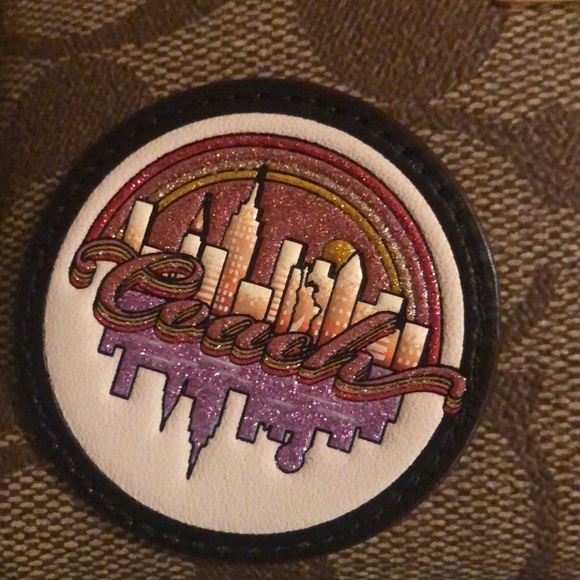 ⭐️🌙 COACH BOXED MINI BOXY COSMETIC CASE AND HAIR TIES SET ⭐️🌙 - Picture 10 of 16